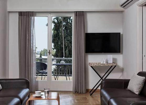 Chic One Bd Apartment with Hilton View 1