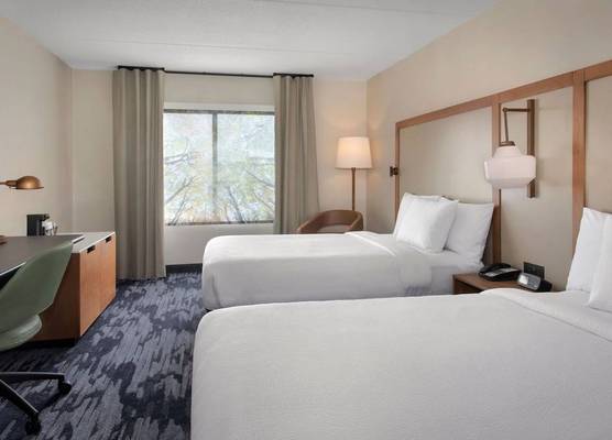 Fairfield Inn Rochester Airport 1