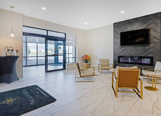The Lux Hotel & Conference Center, an Ascend Collection Hotel 1