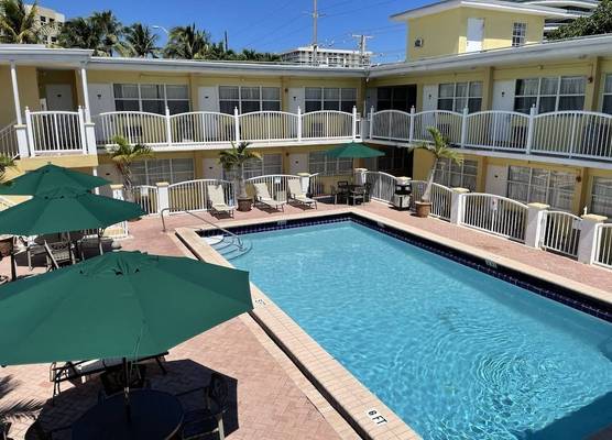 Beach Place Hotel 1