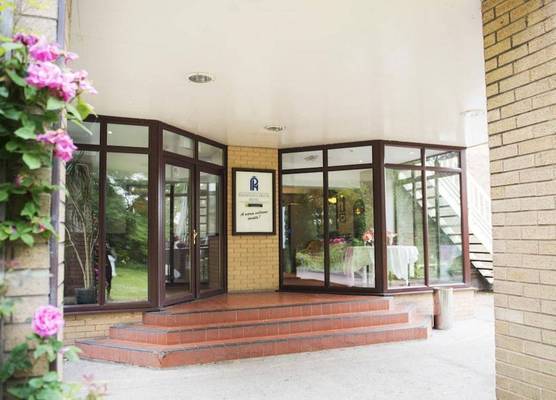 The Paddington House 1