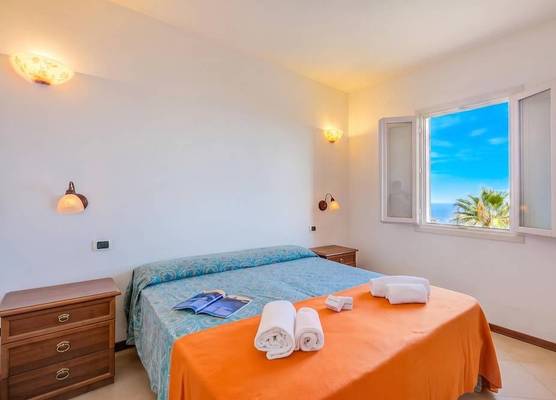 Palms Villa - Sea View Terrace and Parking 1