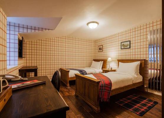 The Cluanie Inn 1