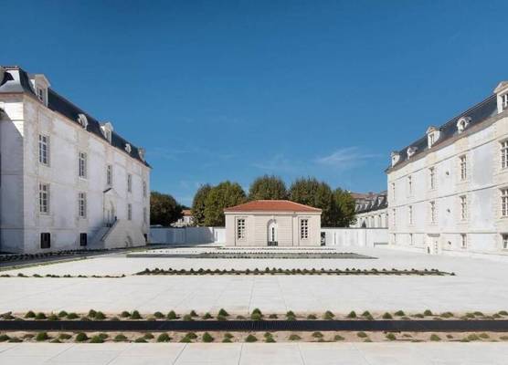 Résidence de l'Arsenal Royal 1
