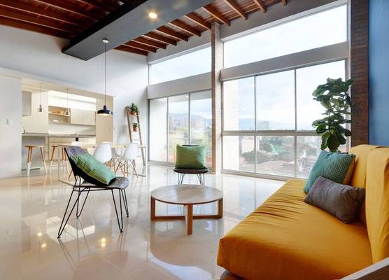 Manila House 1