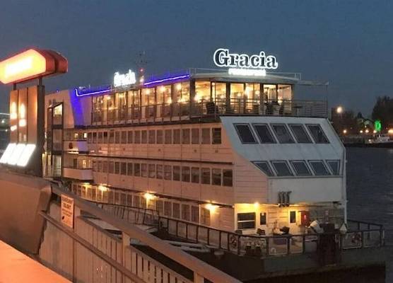 Botel Gracia 1
