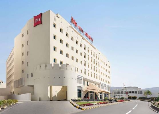 ibis Muscat 1