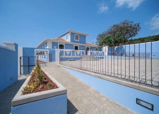 Azores Book Hotel 1