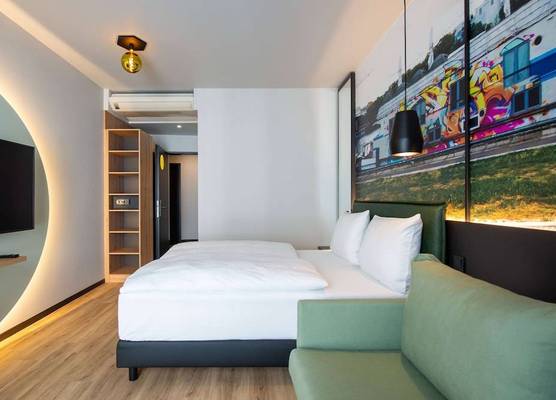 Vienna House Easy by Wyndham Berlin Potsdamer Platz 1