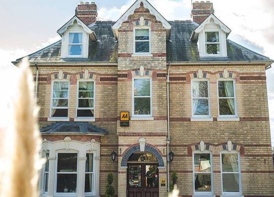Somerville House 1