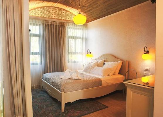 Neve Shalom Hotel 1