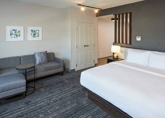 TownePlace Suites by Marriott Hamilton 1
