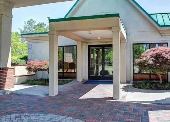 Quality Inn Richmond North 1