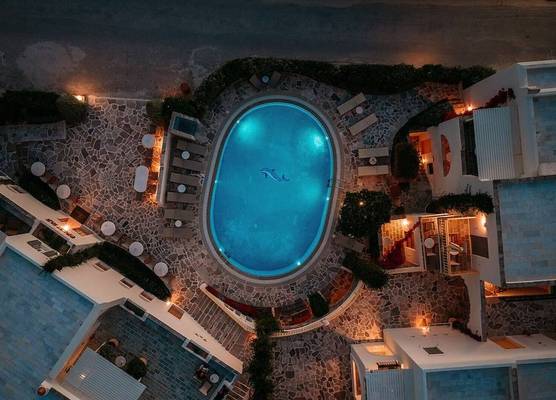 Proteas Hotel & Suites 1