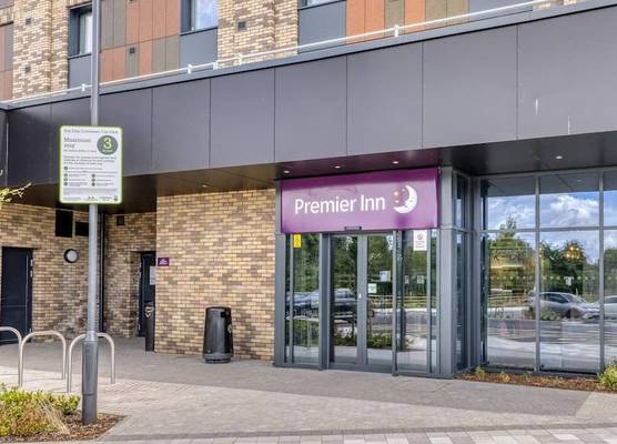 Premier Inn Bristol Parkway - M32 1