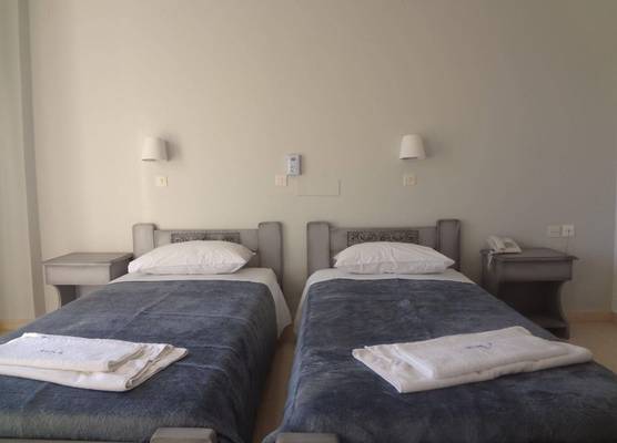 Avra Beach Hotel 1