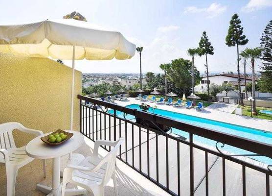 Club Aphrodite 1