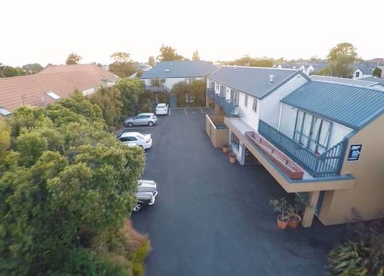 Sherborne Motor Lodge 1
