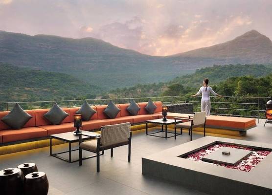 Dharana at Shillim - Luxury Clinical Wellbeing Retreat 1