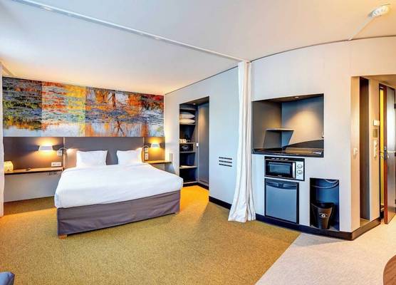 B&B HOME Rueil-Malmaison Gare 1