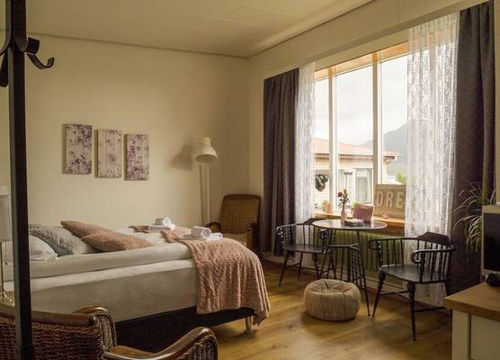 Private and peaceful one room apartments 1