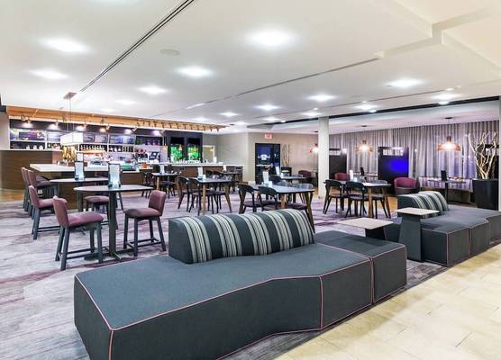 Courtyard by Marriott Tulsa Woodland Hills 1