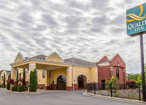 Quality Inn Hanceville US Hwy 31 1