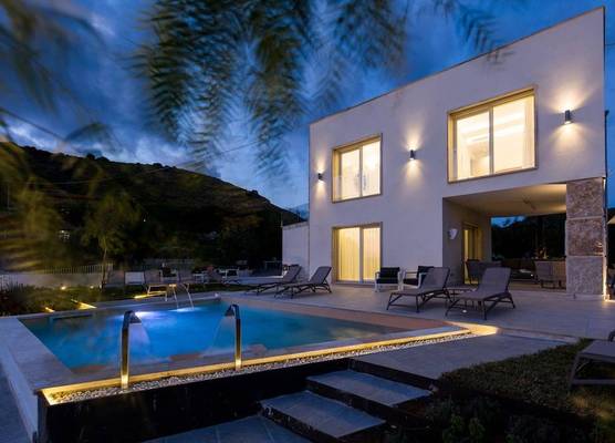 Scissure Sea Suite 1