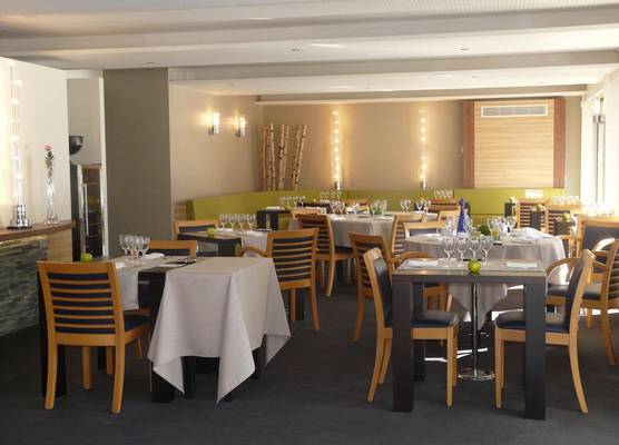 Hotel Logis Lacotel 1