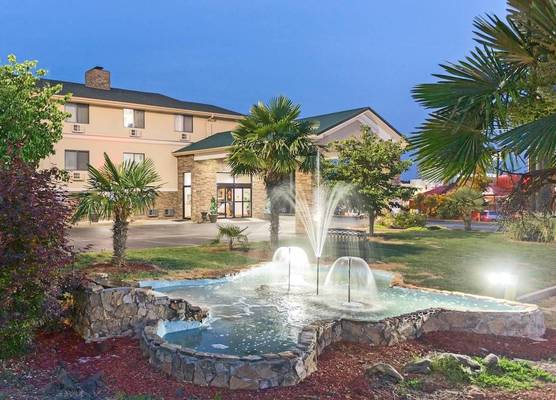 Super 8 by Wyndham Anderson/Clemson Area 1