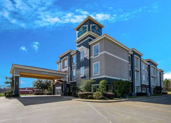 La Quinta by Wyndham Marshall 1