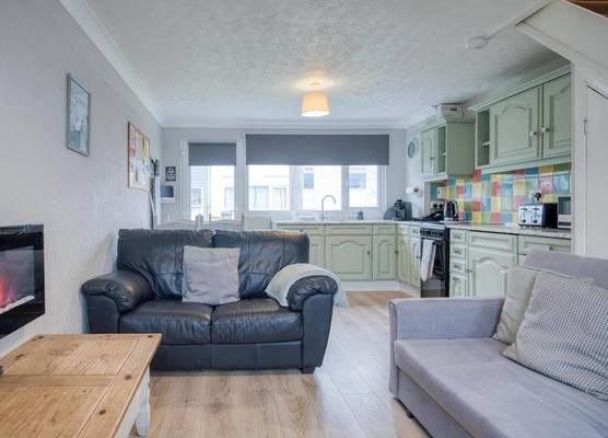Swanbrook - 2 Bedroom Chalet- Freshwater East 1