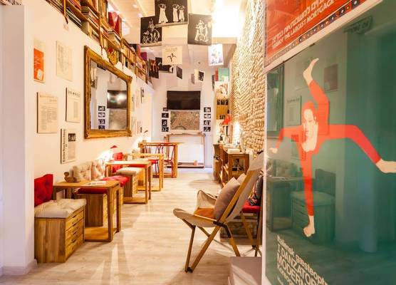Trevi Art Suite 1