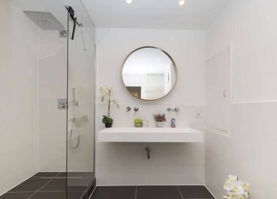 Luxus 70m2 sannierte City Wohnung 1