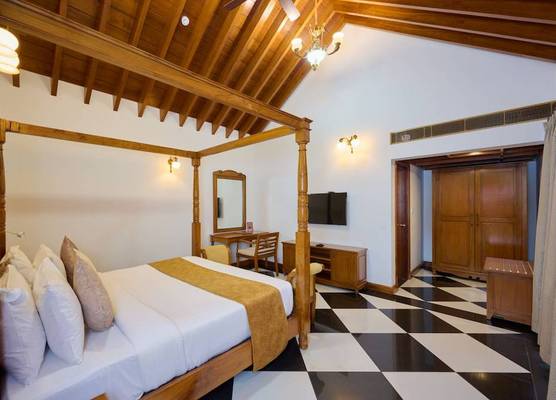 Gokulam Grand Resort & Spa, Kumarakom 1