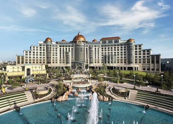 Universal Helios Grand Hotel, a Loews Hotel 1