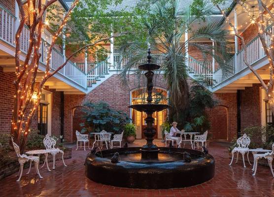 Hotel Provincial 1