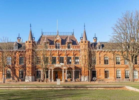 Hotel Botanique Breda 1