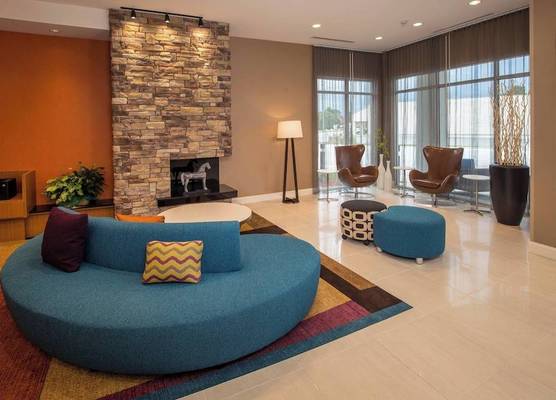 Fairfield Inn & Suites by Marriott Washington 1