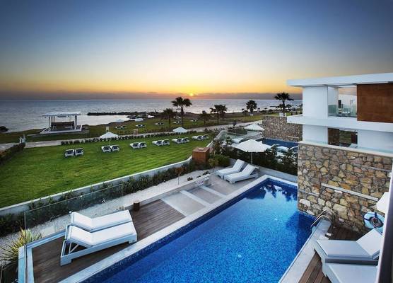 Paradise Cove Luxurious Beach Villas 1