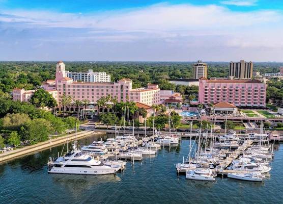 The Vinoy Resort & Golf Club, Autograph Collection 1