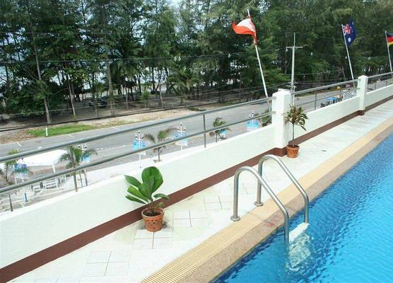 Nice Beach Hotel 1
