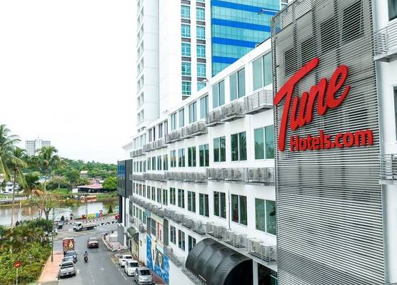 Tune Hotel - Waterfront Kuching 1