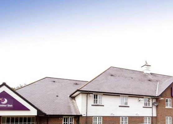 Premier Inn Maidstone - Sandling 1