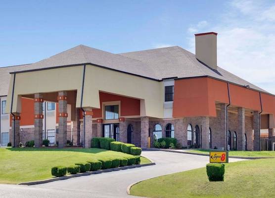 Super 8 by Wyndham Sapulpa/Tulsa Area 1