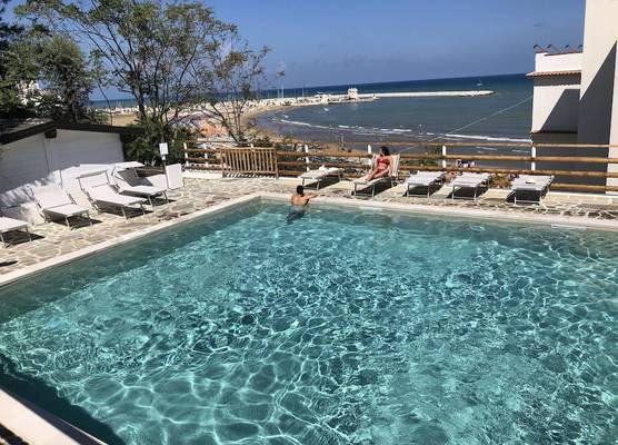 Hotel Riviera 1