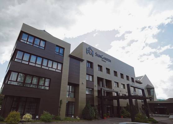 Black Tulip Hotel 1