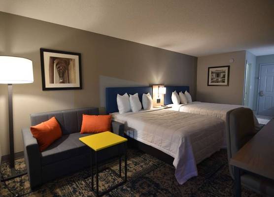Baymont by Wyndham Pine Grove I-81 1
