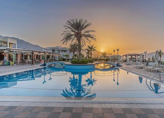 Hydramis Palace Beach Resort 1