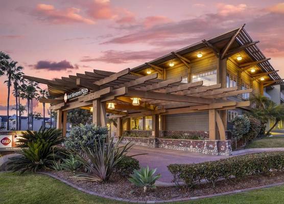 Best Western Plus Beach View Lodge Carlsbad 1